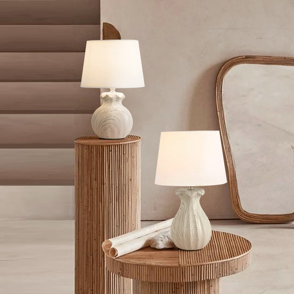 Lampada da tavolo in ceramica color crema Ger