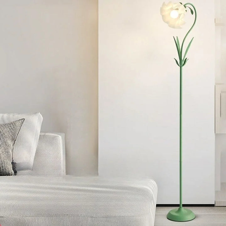 Demeter Vintage Countryside Tulip Floor Lamp2.webp__PID:708e3e1f-3b11-42ef-8bf9-3ef06e806449