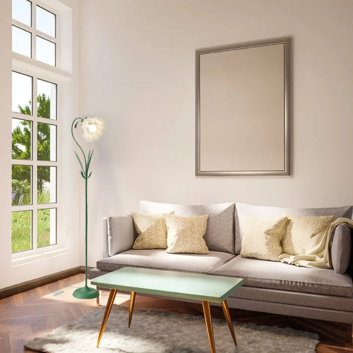 Demeter Vintage Countryside Tulip Floor Lamp4.webp__PID:3e1f3b11-d2ef-4bf9-bef0-6e806449a5b7