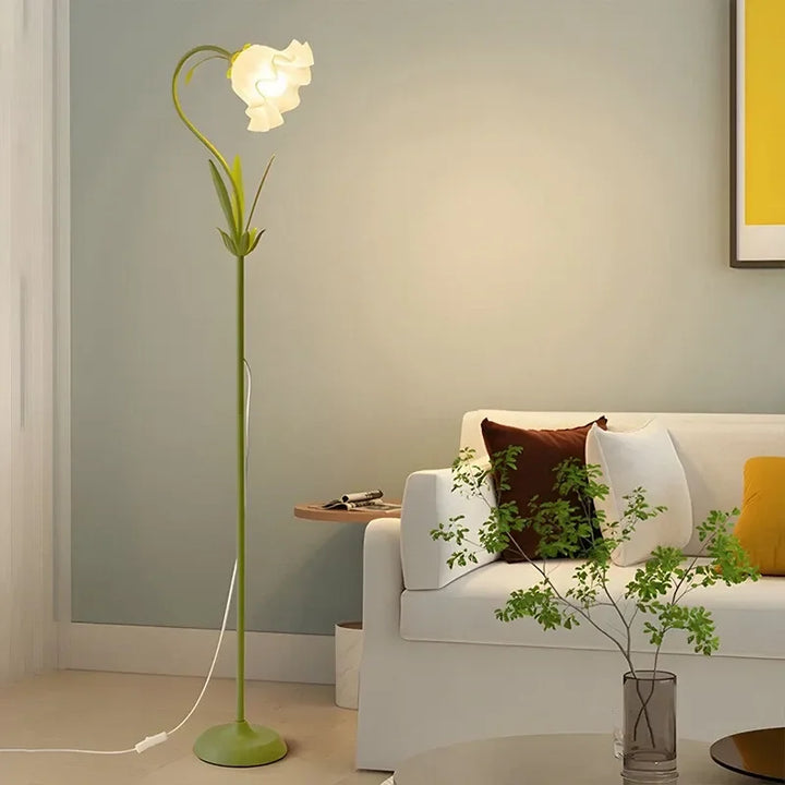 Demeter Vintage Countryside Tulip Floor Lamp5.webp__PID:1f3b11d2-ef4b-493e-b06e-806449a5b72b