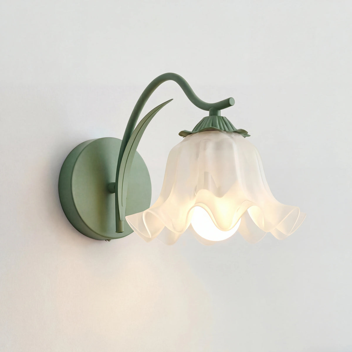 Lampe murale florale en acrylique de style campagne française Denise French