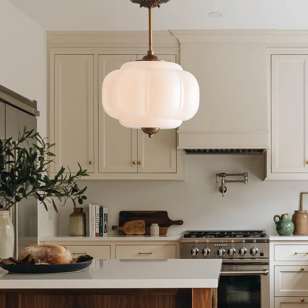 Liora-Vintage-Brass-Pumpkin-Glass-Pendant-Light (11).webp__PID:7abe6d74-a93e-4390-86d5-005e184ebe38