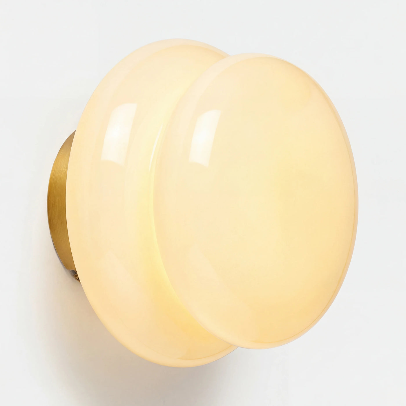 Luminária de Parede em Vidro Opalino Pyris Bauhaus