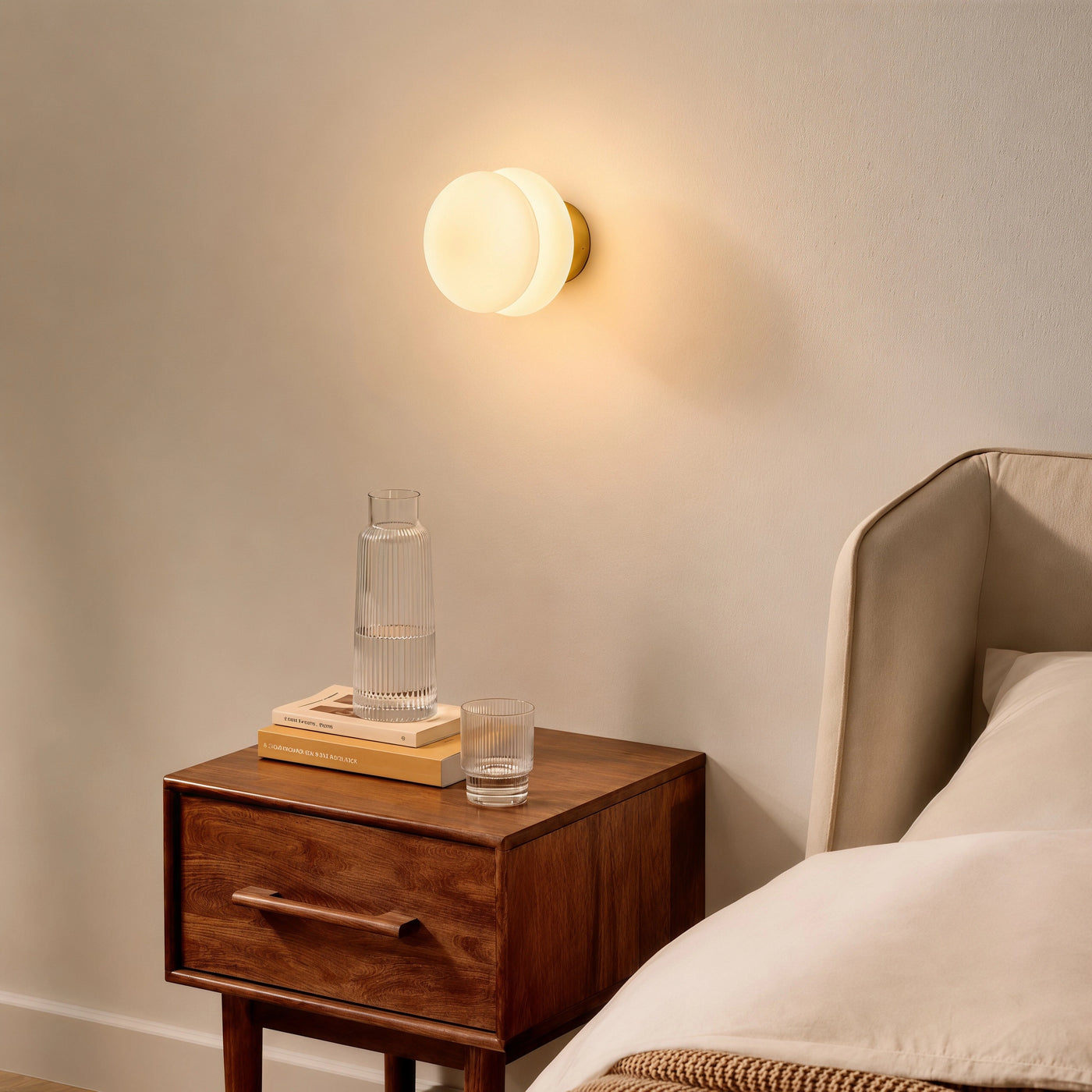 Pyris Bauhaus Opal Glass Wall Light